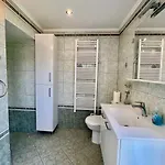 Case de vacanță In 42922 Crikvenica
